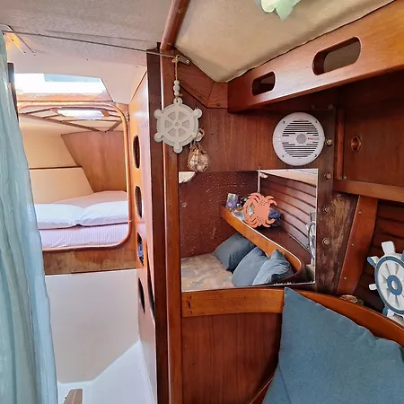 House Boat